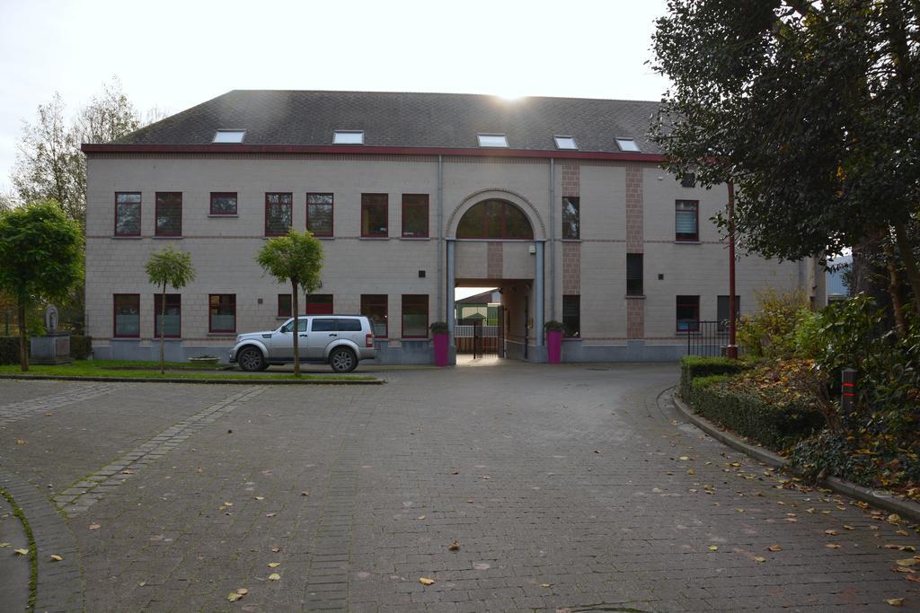 Haras Des Chartreux Hotel Estaimbourg Eksteriør billede
